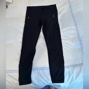 Lulu lemon leggings with zipper pocket details